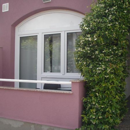 Apartments & Rooms Nikolic Fažana Exterior foto